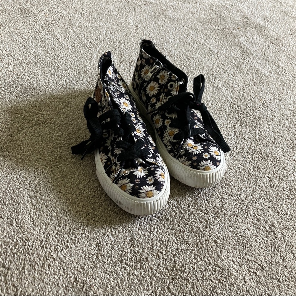 Blowfish Floral Canvas High-Top Sneakers in Black with Daisy Print